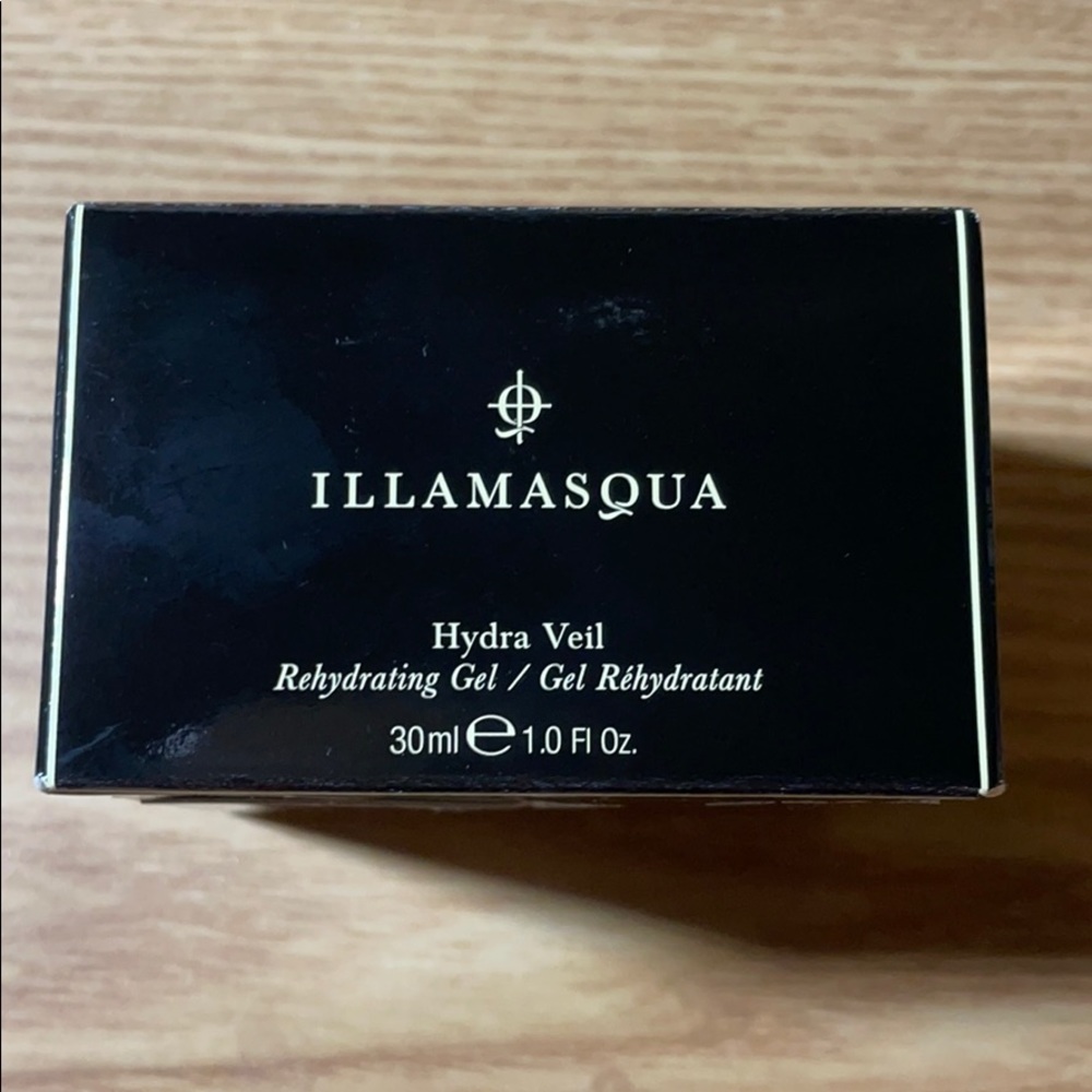 Illamasqua Hydra Veil-NIB